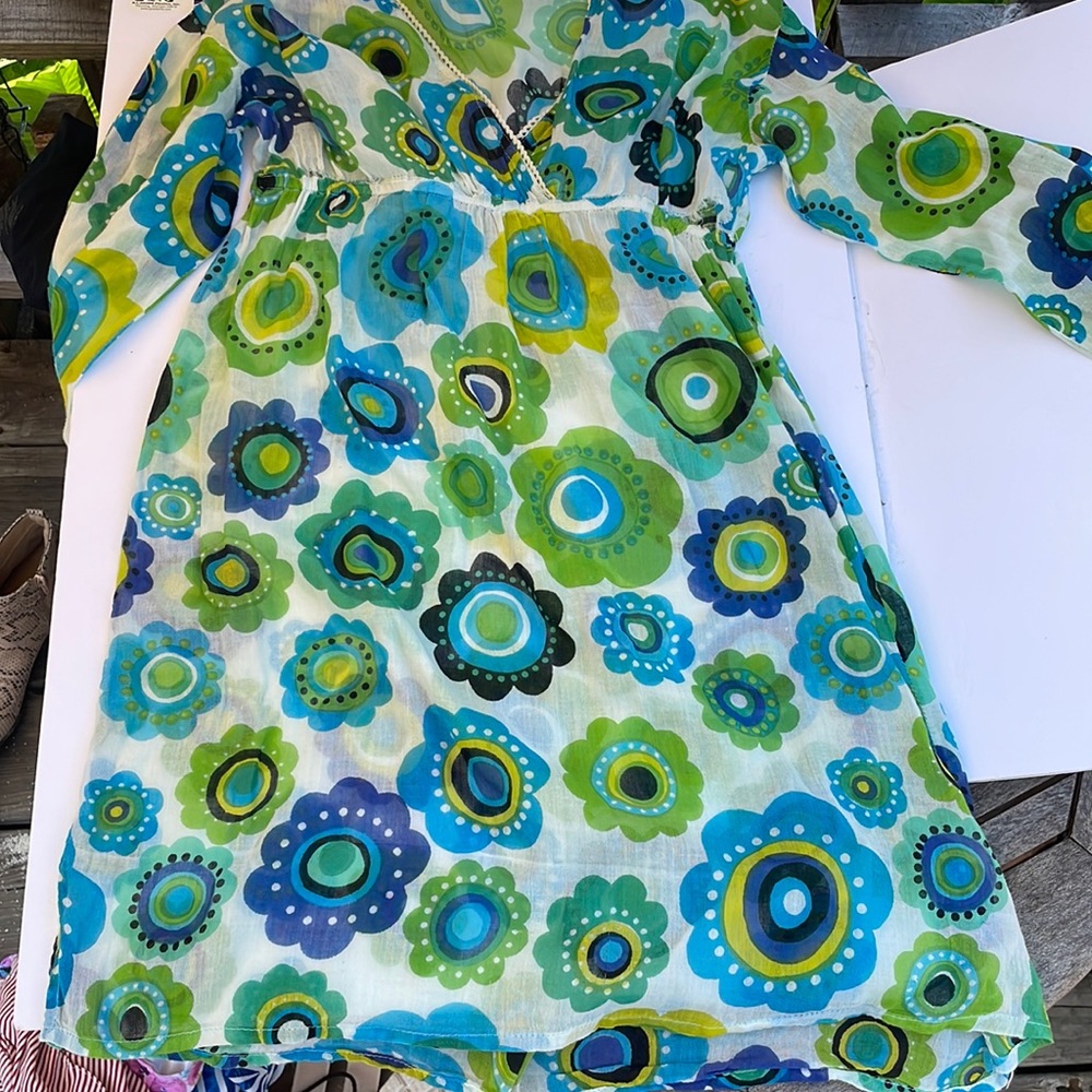 Womens Beach coverup blue and green Size Medium lightweight